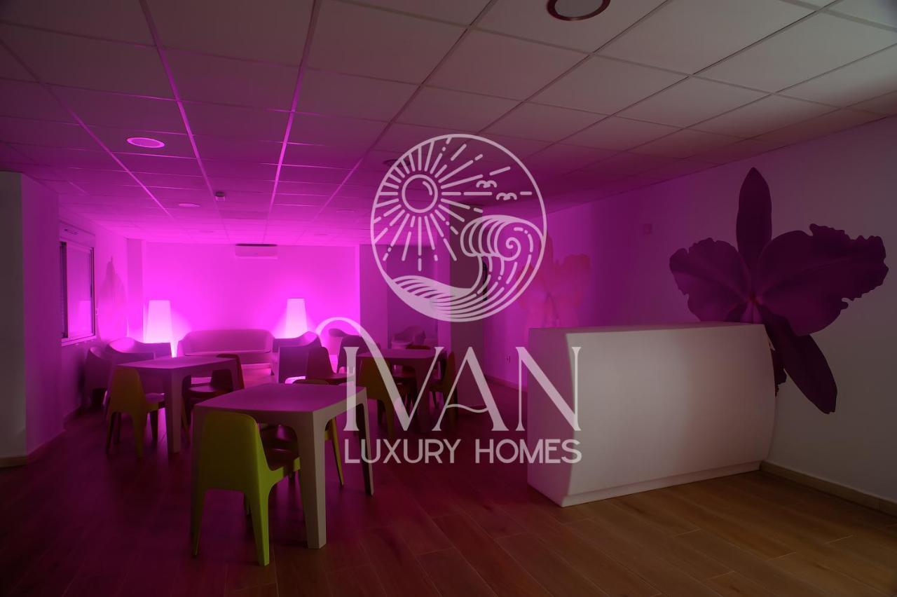 Casa Emilia - Iván Luxury Homes - 8ª Planta - Norte - 1ª Línea de Playa Oropesa del Mar Esterno foto